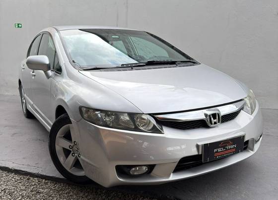 HONDA CIVIC 1.8 LXS 16V FLEX 4P AUTOMÁTICO